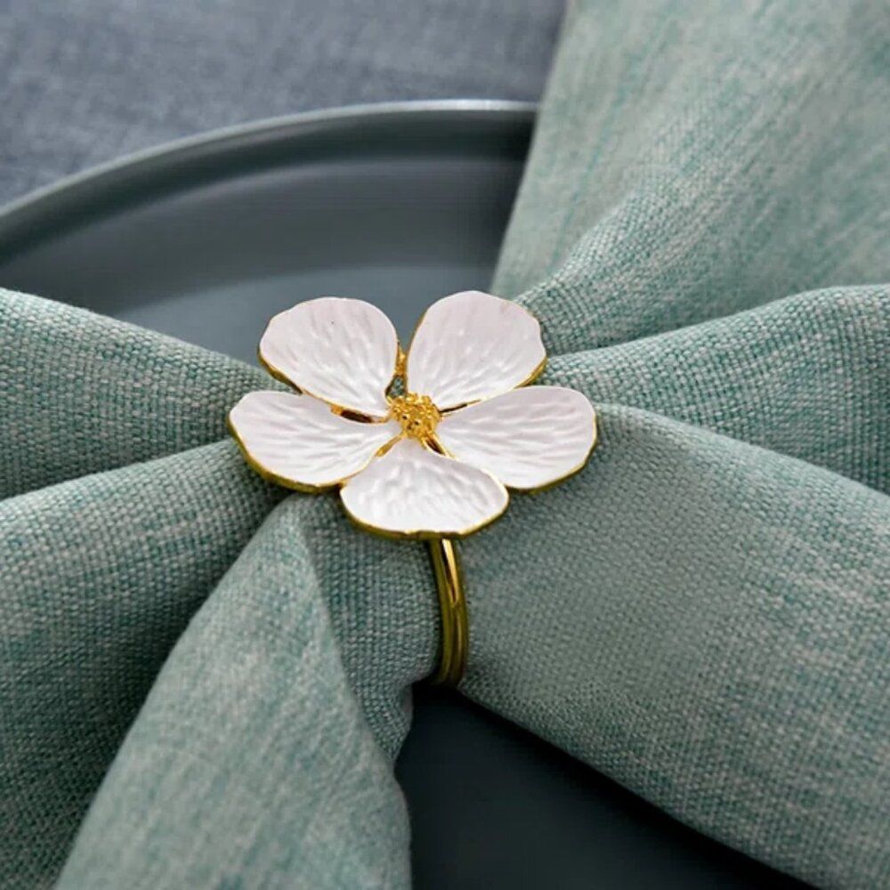 White Flower Napkin Rings SET of 8 - Picture 6 of 10
